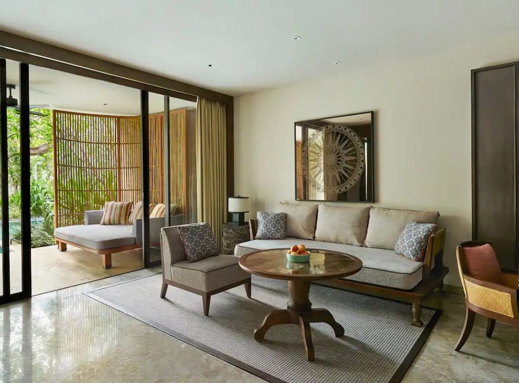 Andaz Suite Lagoon Access - Living Area
