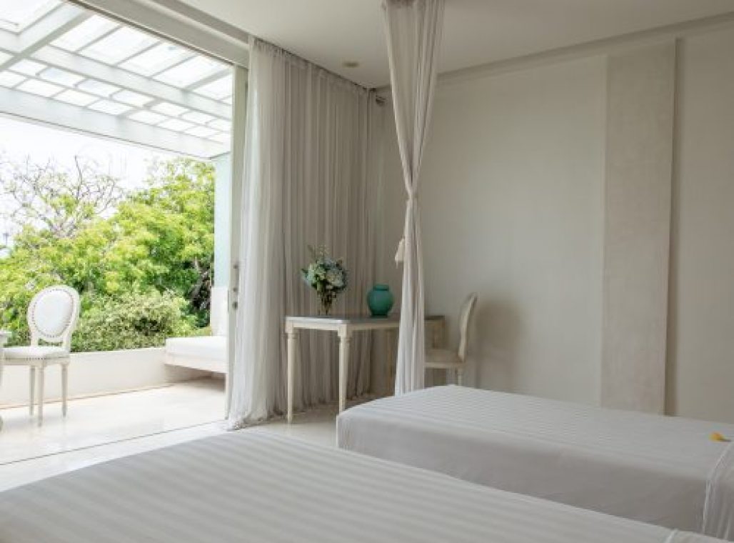 Eight Bedroom Villa - Twin Bed