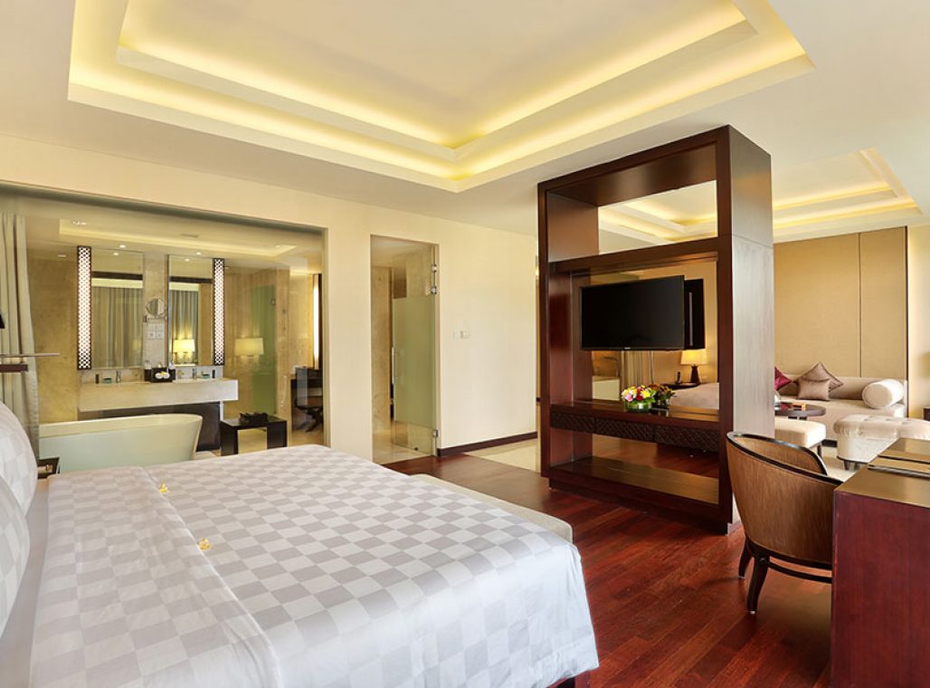 Executive Suite - Bedroom