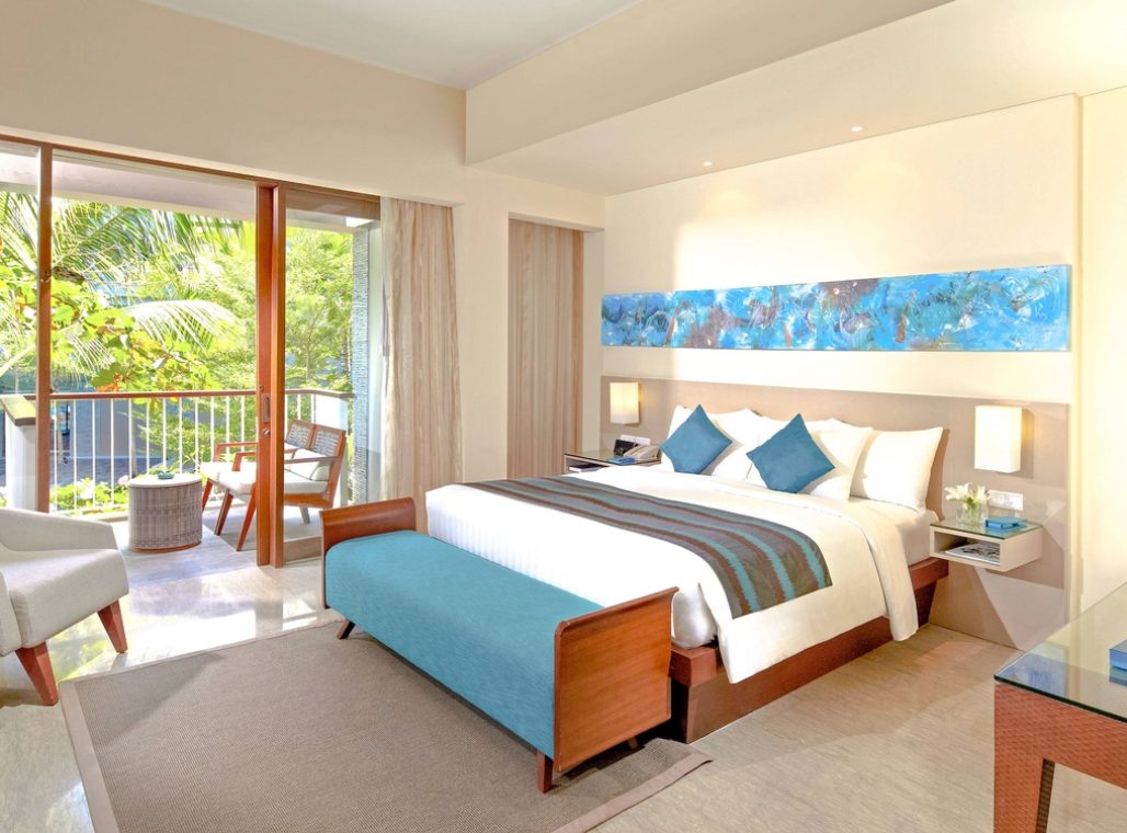 Guest Room Pool View - Bedroom