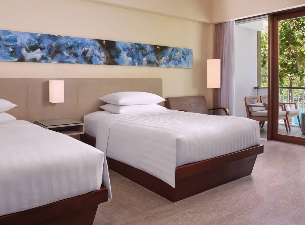 Guest Room Pool View - Twin Bed