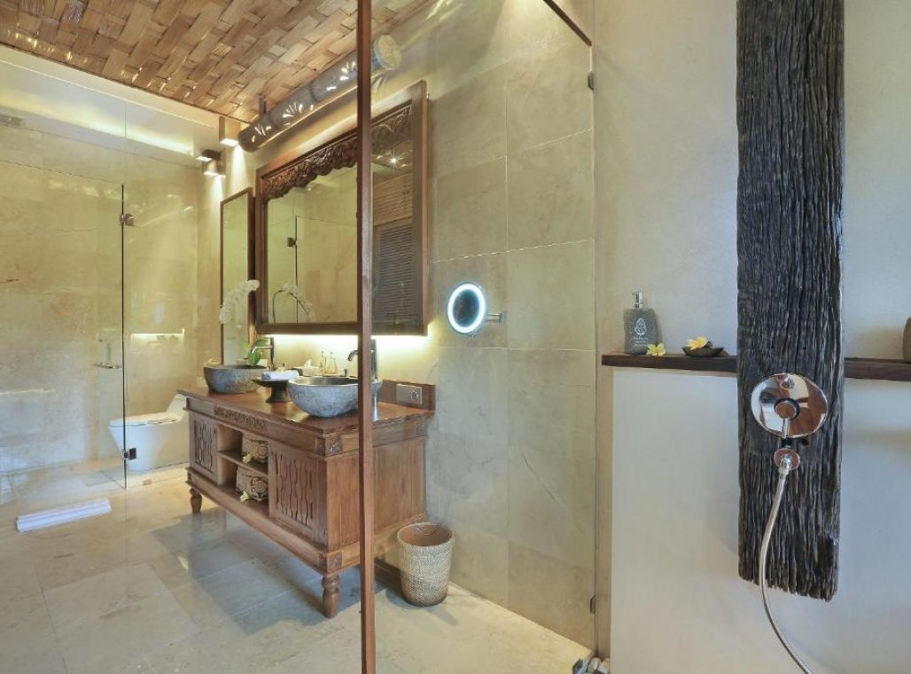 Kayon Jungle Suite - Bathroom