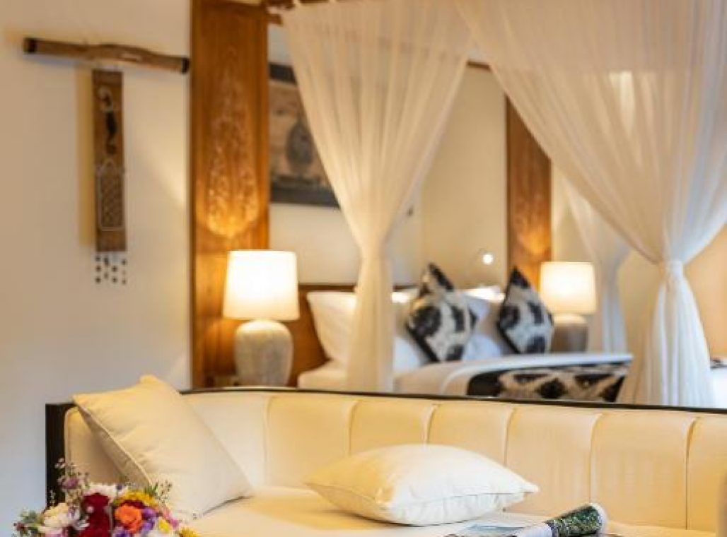 Kayon Premier Pool Villa - Sofa