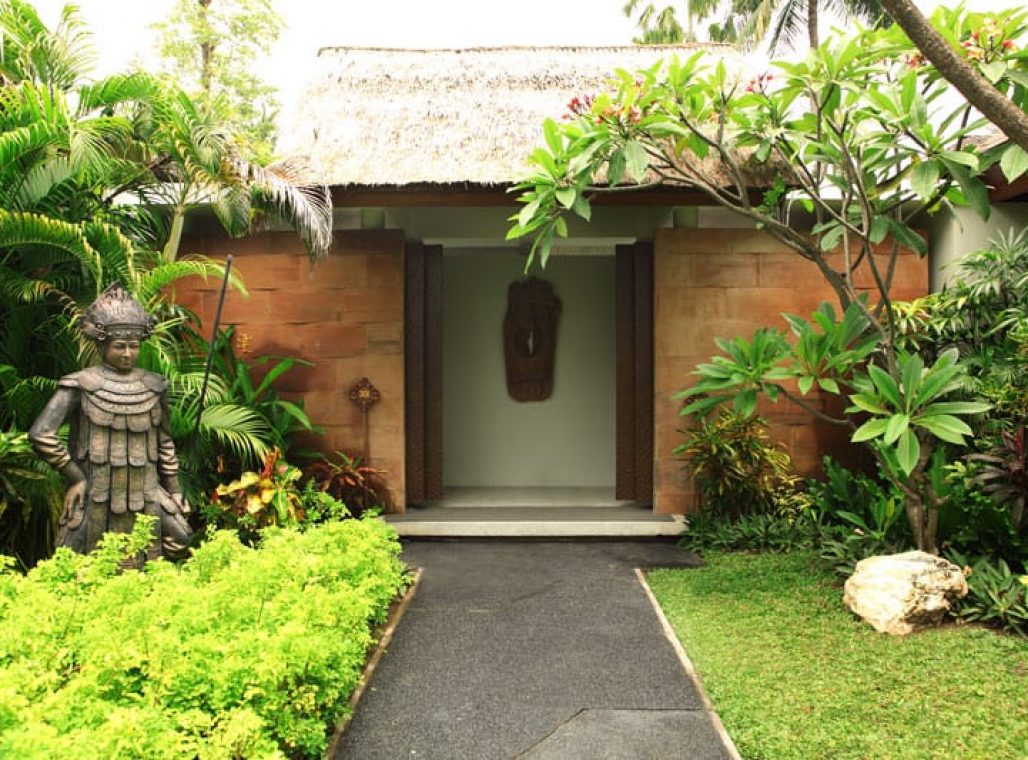 Pool Club Villa - Entrance