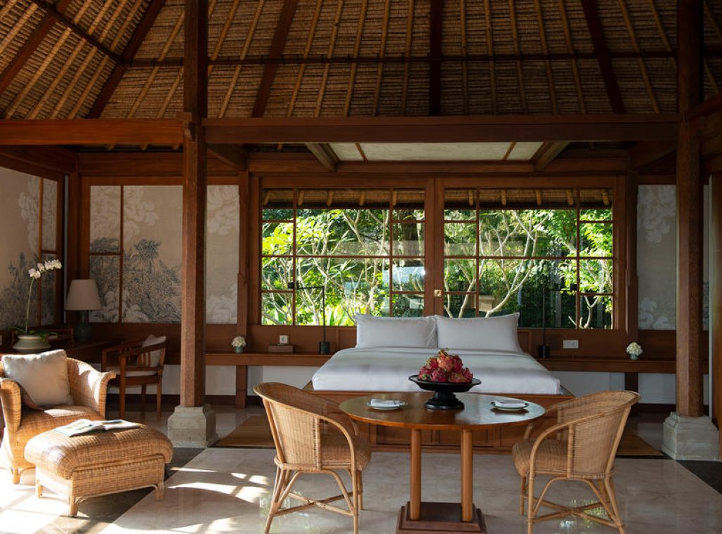 Pool Suite - Bedroom