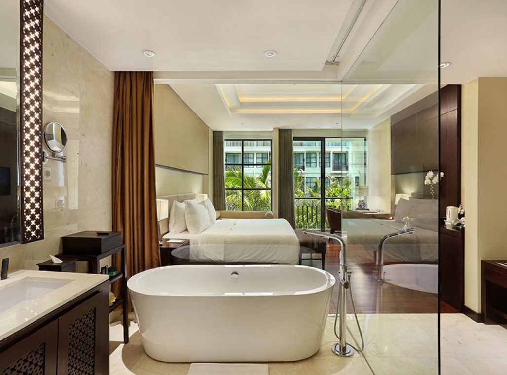 Premiere Room - Bathtub