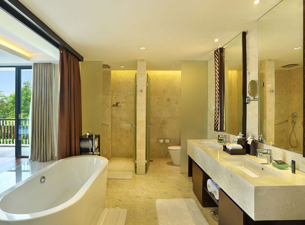 Premiere Suite - Bathroom