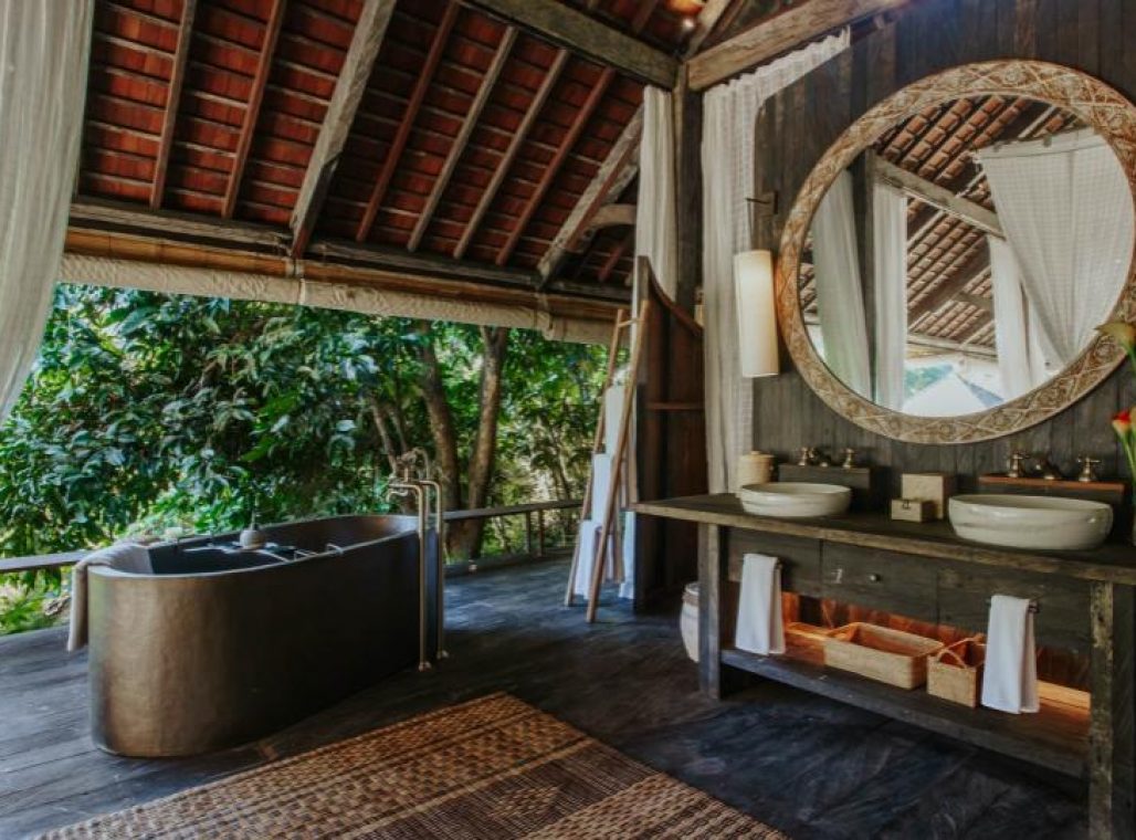 Rainforest Pool Bale - Bathroom