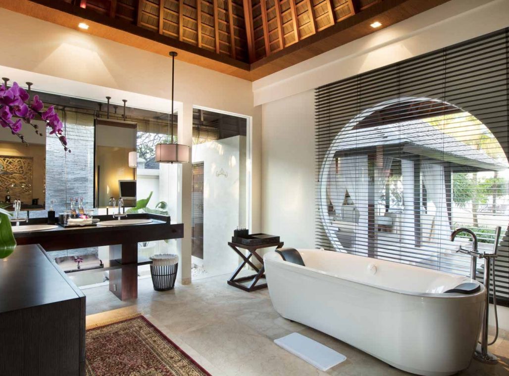 Royal Villa - Bathroom